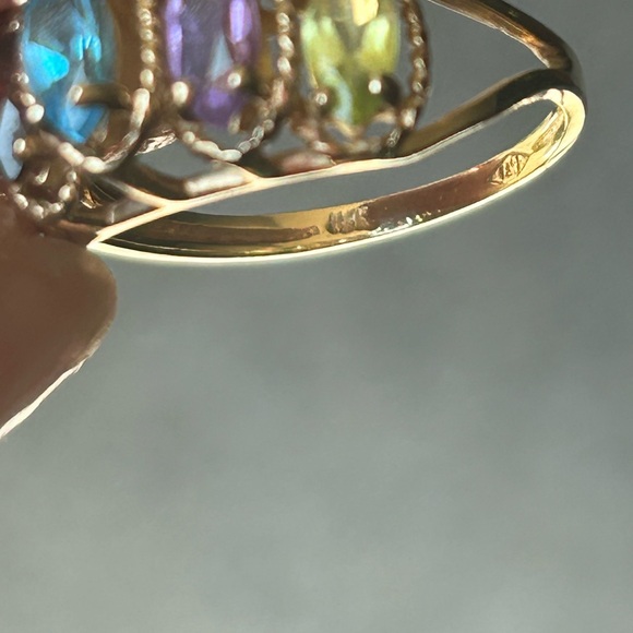 Genuine Peridot, Amethyst, Citrine,Topaz and Garnet in 10k gold ring - Picture 5 of 16